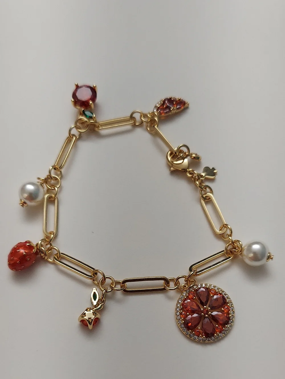 Kate Spade Gold Chain Linked grapefruit and strawberry bracelet Charm Bracelet - Picture 4 of 7